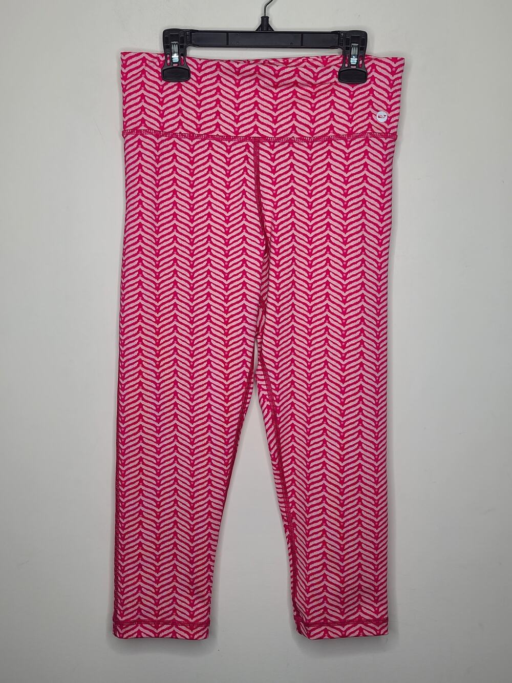Vineyard Vines pink chevron whale tail leggings - small